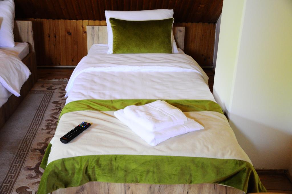 Family Apartment With Garden Сараево Экстерьер фото